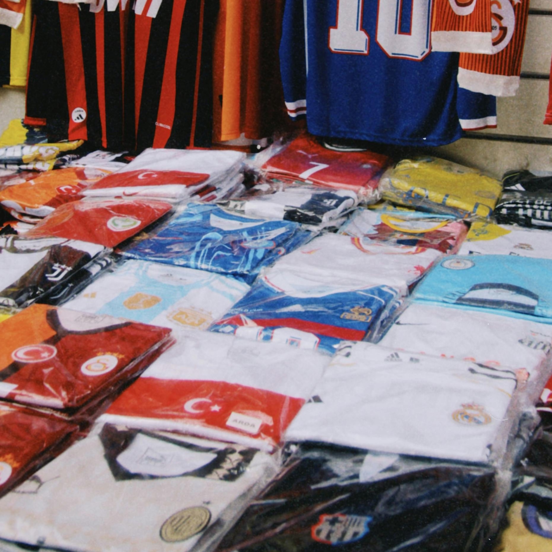 pexels-necip-duman-3299706-32368148